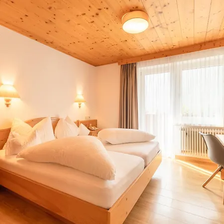Hotel Christoph 3*