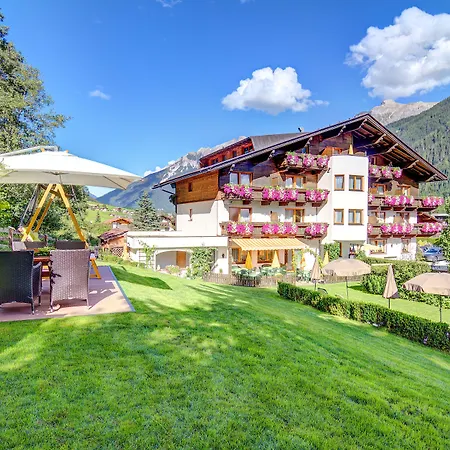 Hotel Christoph 3*